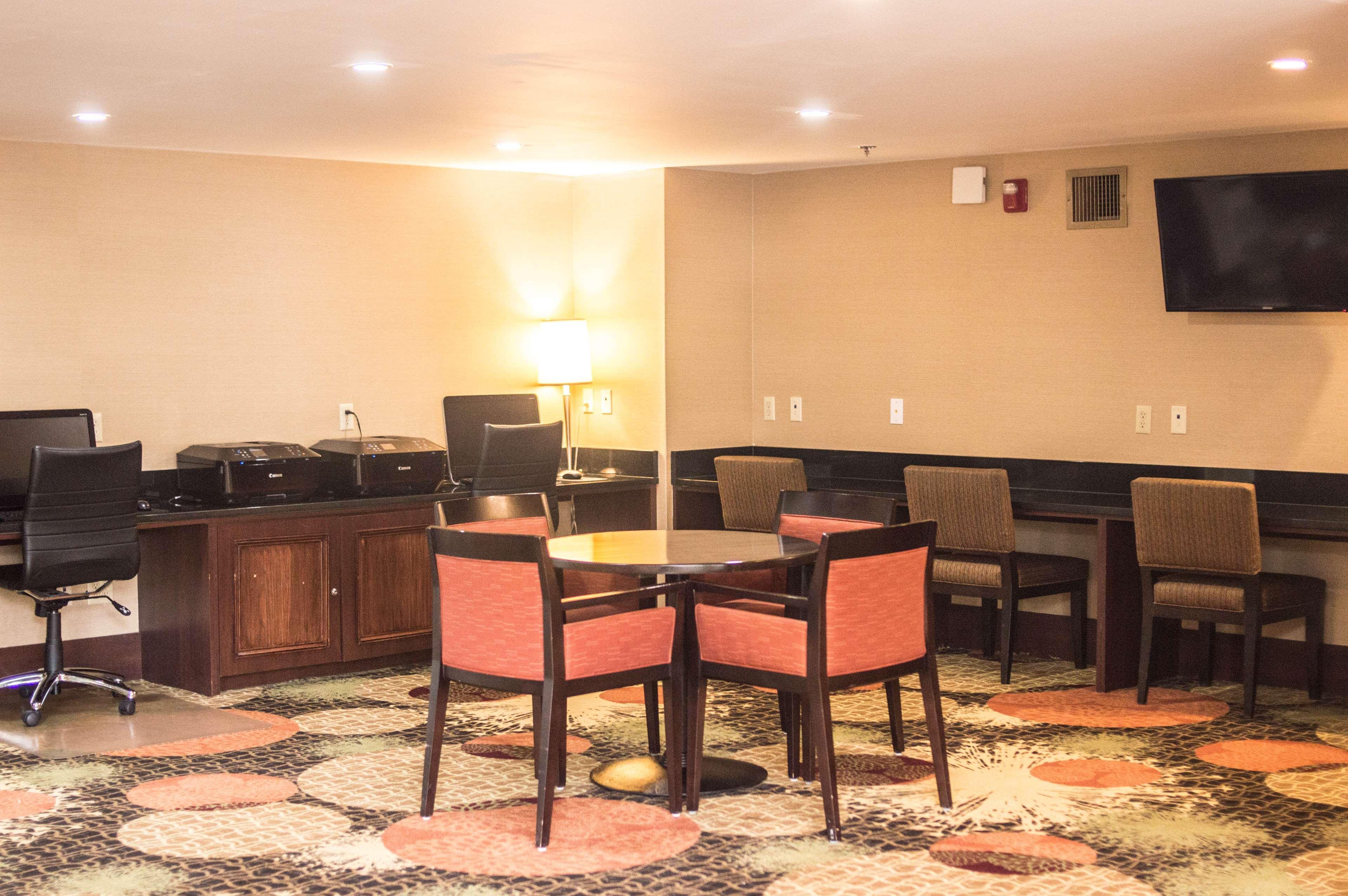 Radisson Hotel Detroit-Farmington Hills Buitenkant foto