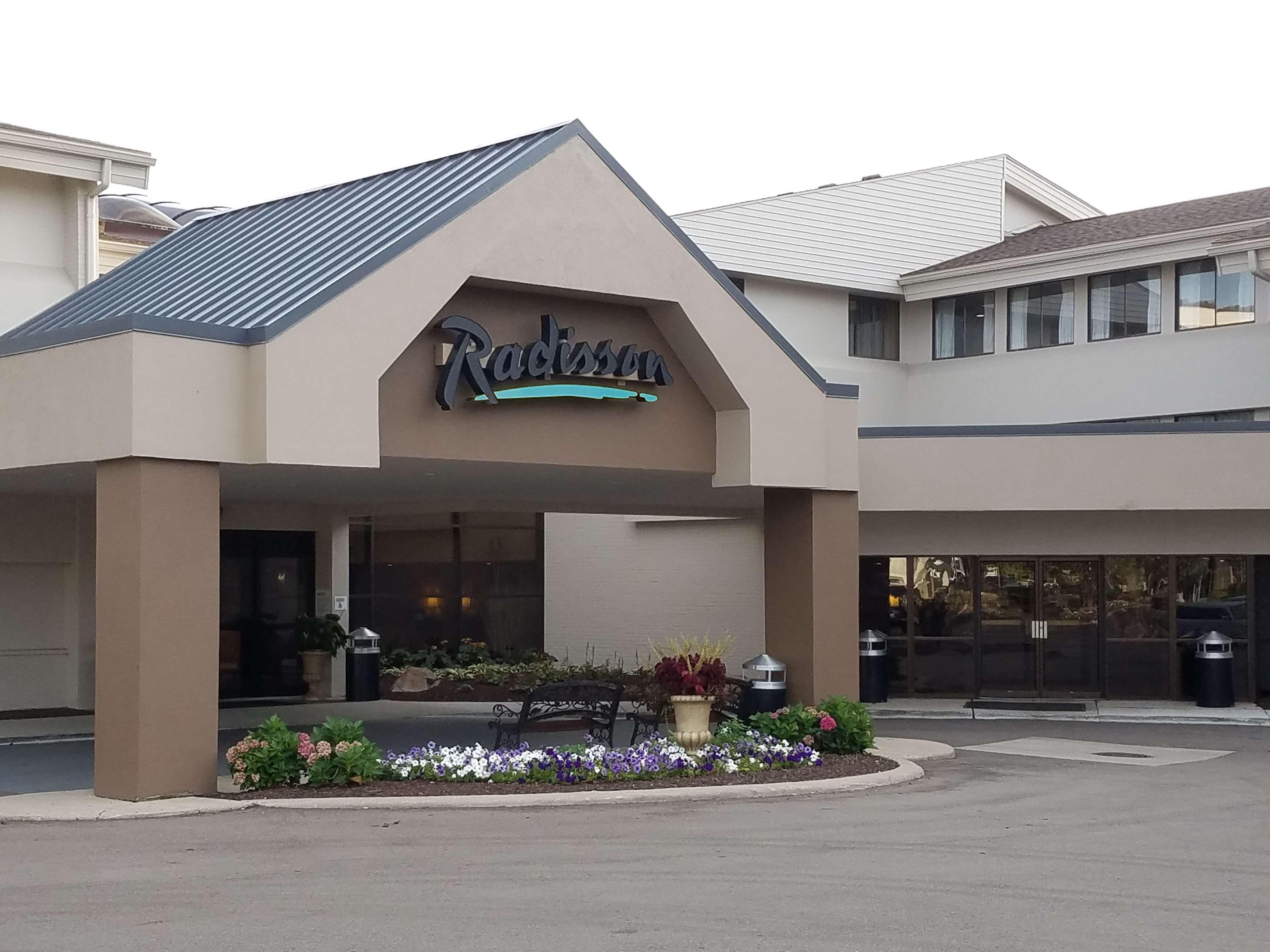 Radisson Hotel Detroit-Farmington Hills Buitenkant foto